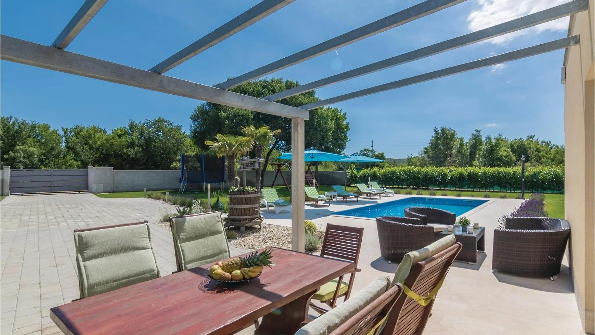 Beautiful Home In Bale With Kitchen Holiday home